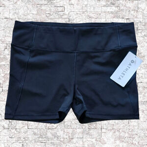 NWT, Athleta Women’s Velocity 3 inch Shorts Black, Size Large